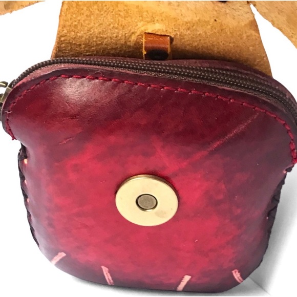 2 LEFT! Handmade Handcrafted Genuine Leather Mini Girly Reindeer Wristlet - Picture 5 of 5